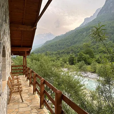 Relax Hotel *